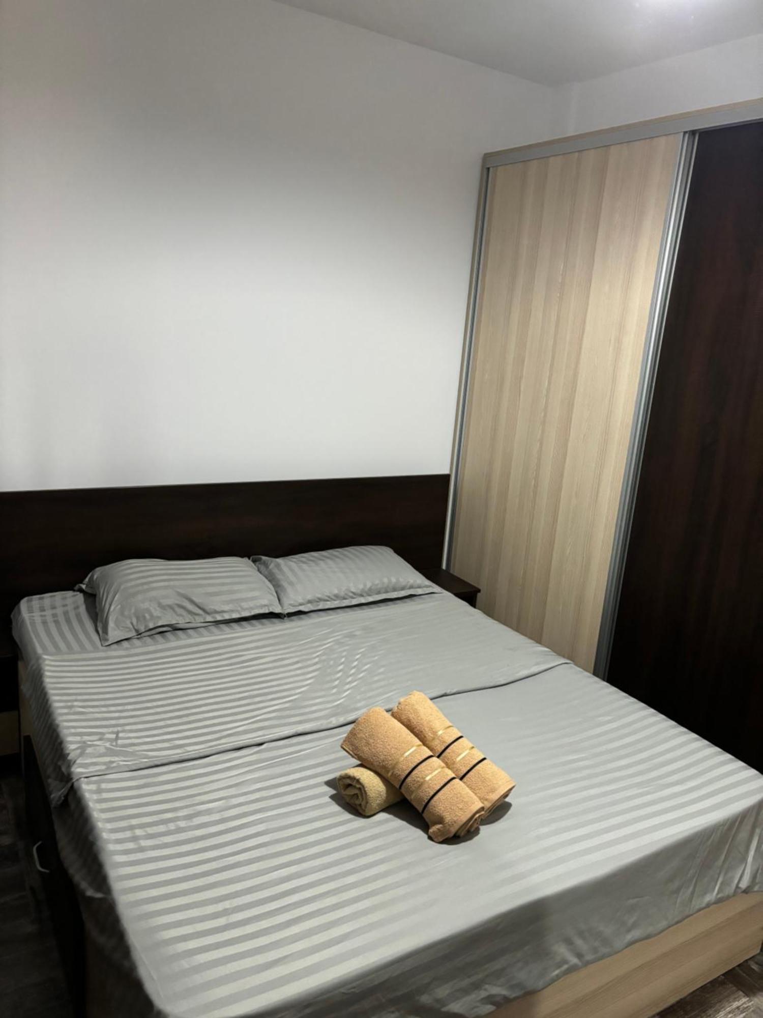 Sweet Home Iasi Airport 2 מראה חיצוני תמונה